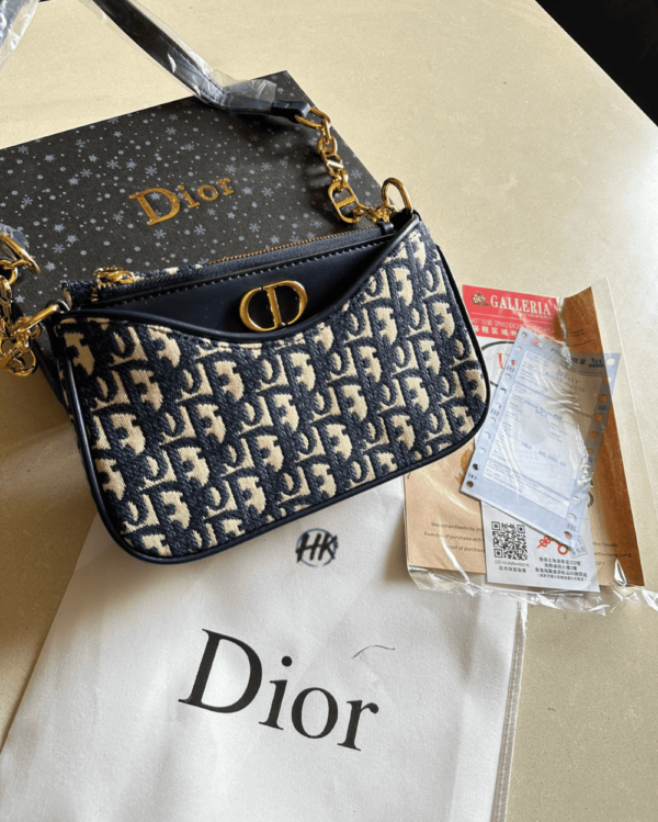 First Copy Replica Dior CD Montaigne Small Hobo Bag