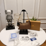 Coach Teri Shoulder Bag In Signature Canvas - Col-2